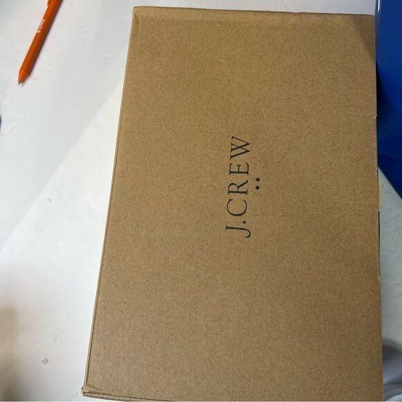 9.5 NEW IN BOX J Crew Ankle T- Strap Heel Gold - Picture 9 of 10